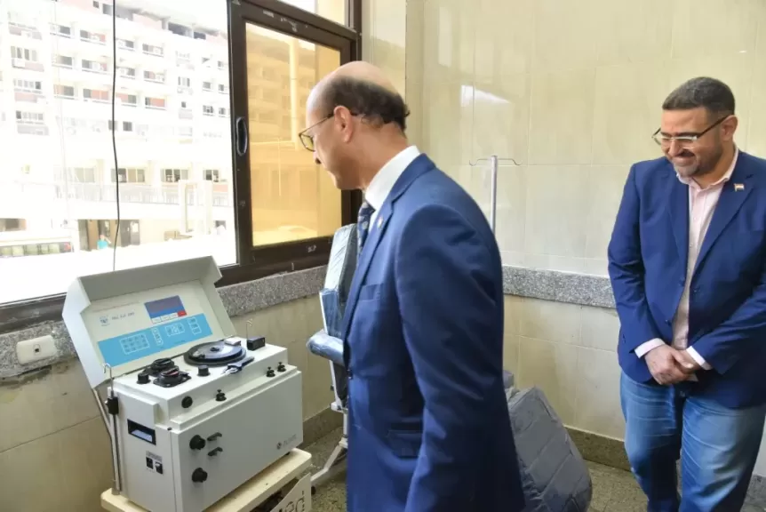 رئيس جامعة أسيوط 