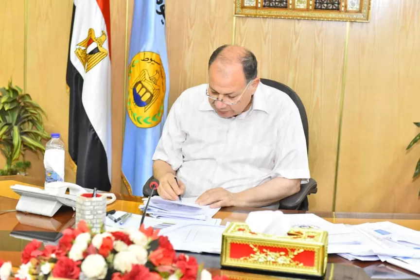 محافظ أسيوط 