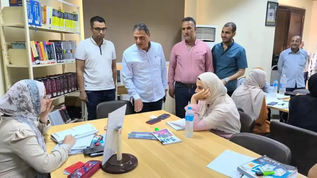 طلاب الثانوية 