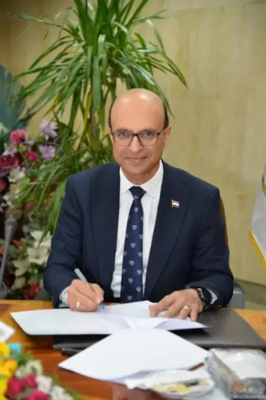 رئيس جامعة أسيوط 