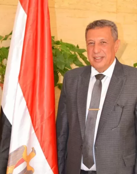  الأستاذ يوسف الديب وكيل وزارة التربية والتعليم بالبحيرة