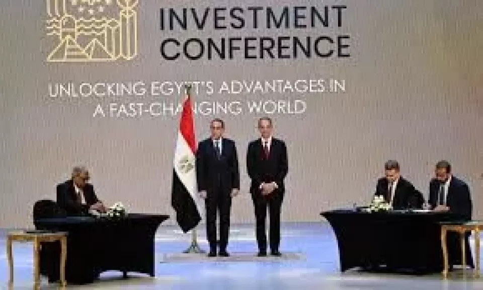 رئيس الوزراء يشهد توقيع مذكرة تفاهم ثلاثية 