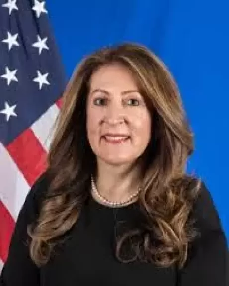 السفيرة الأمريكية بالقاهرة 