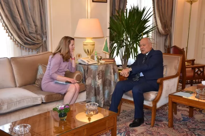 أبو الغيط يبحث مع مديرة المنظمة الدولية للهجرة تعزيز سبل التعاون