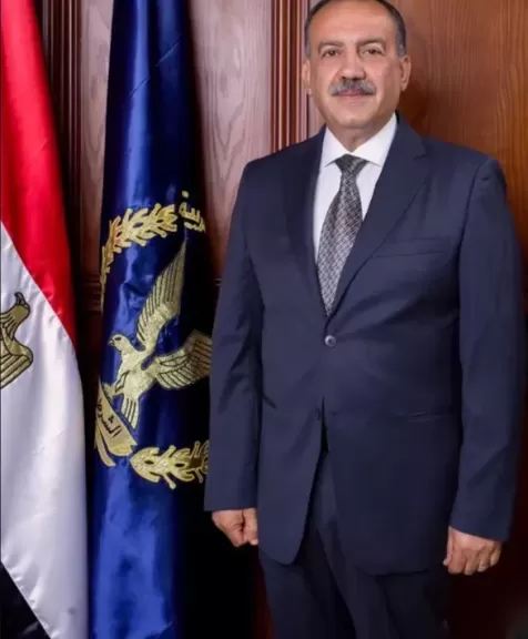 محافظ أسيوط 