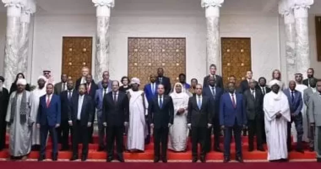 الرئيس السيسى مع الوفد