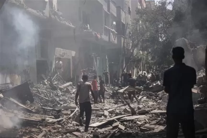 قصف غزة 