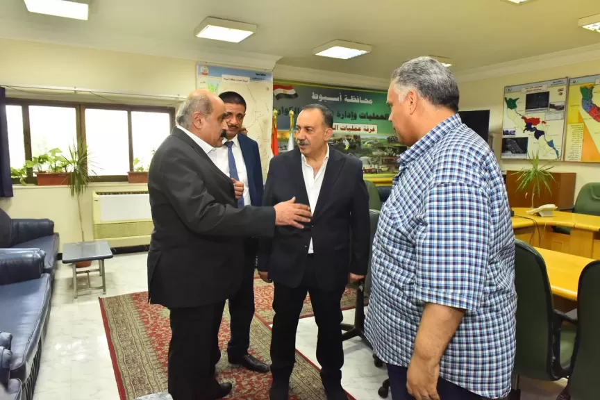 محافظ أسيوط 