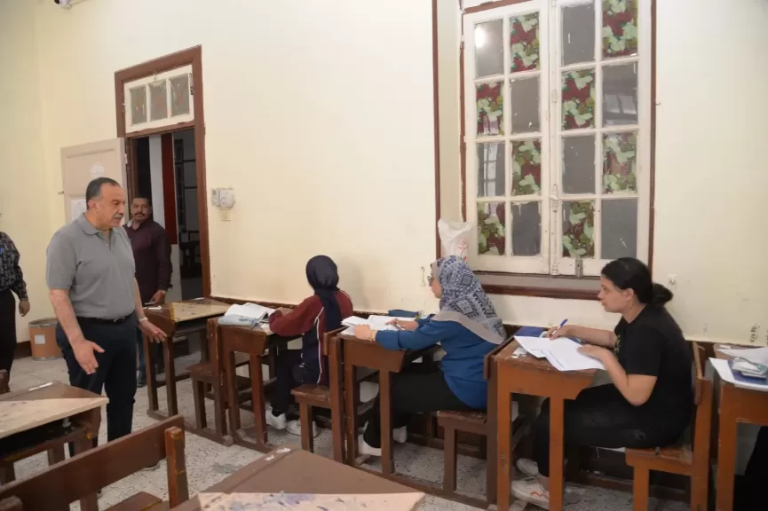 محافظ أسيوط 