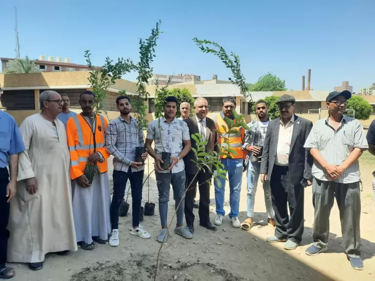 جانب من الجولة 