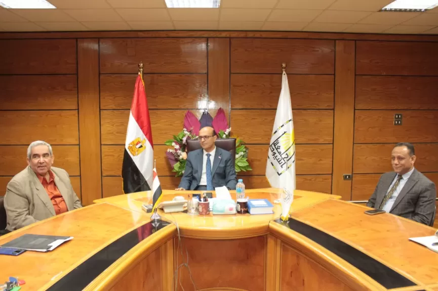رئيس جامعة أسيوط 