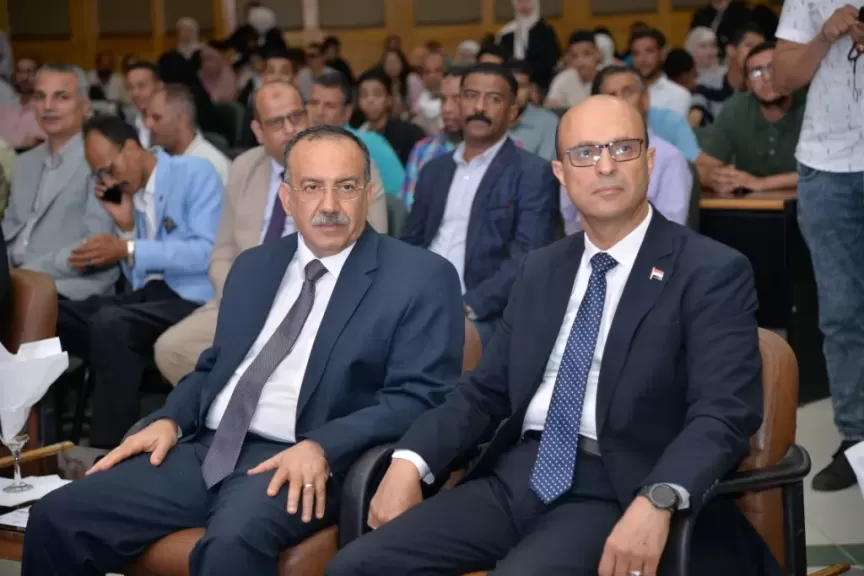 رئيس جامعة أسيوط 