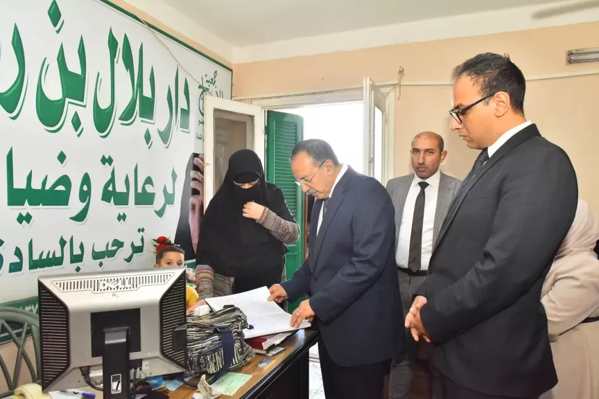 محافظ أسيوط 