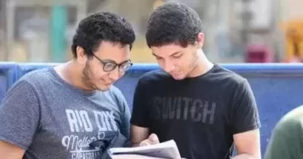 طلاب