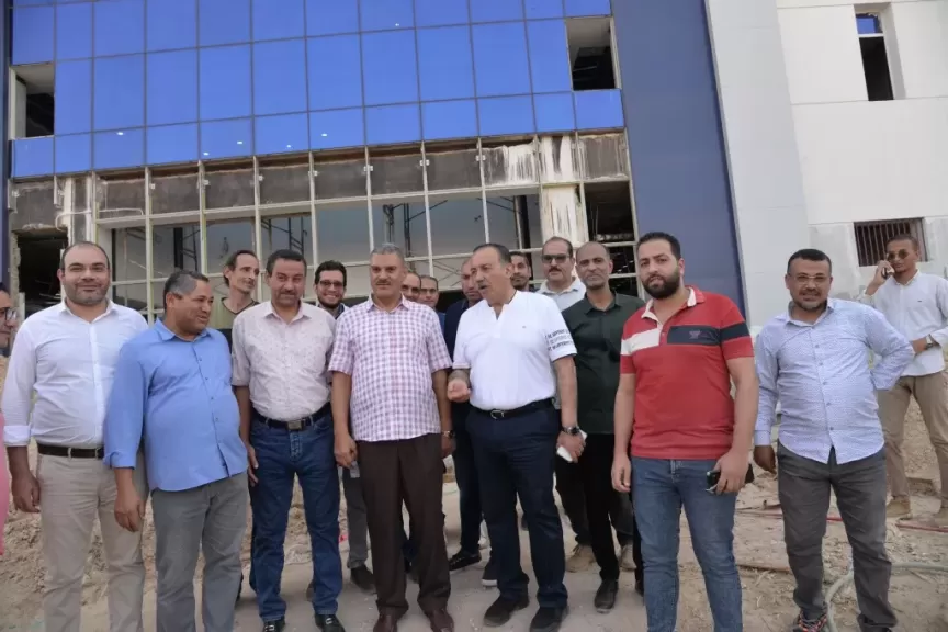 محافظه يتفقد مستشفى ديروط