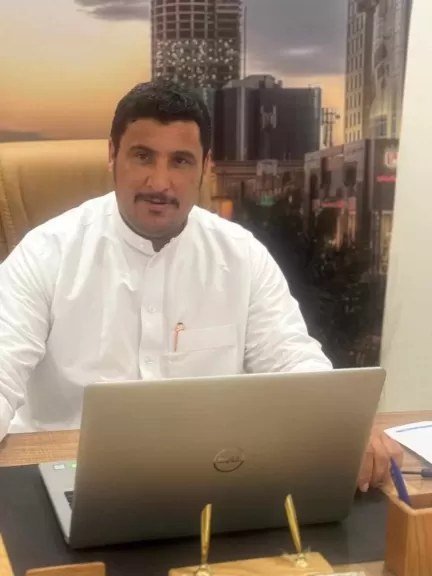 رجل الأعمال فرحان الأحمد