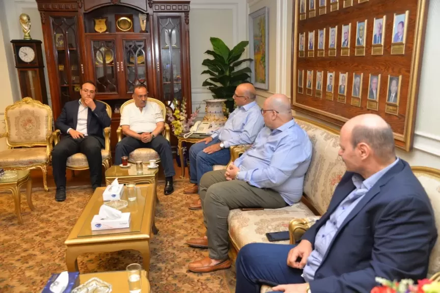 محافظ  يستقبل الرئيس اوبك البترونيه