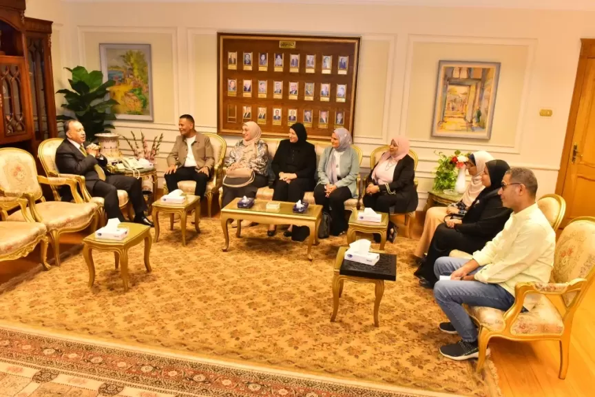 حافظ  يلتقي وكيل وزاره التضامن