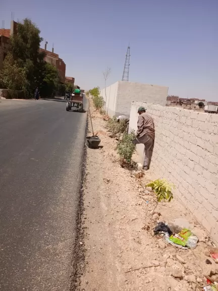 رصف طريق الدير بالقوصيه