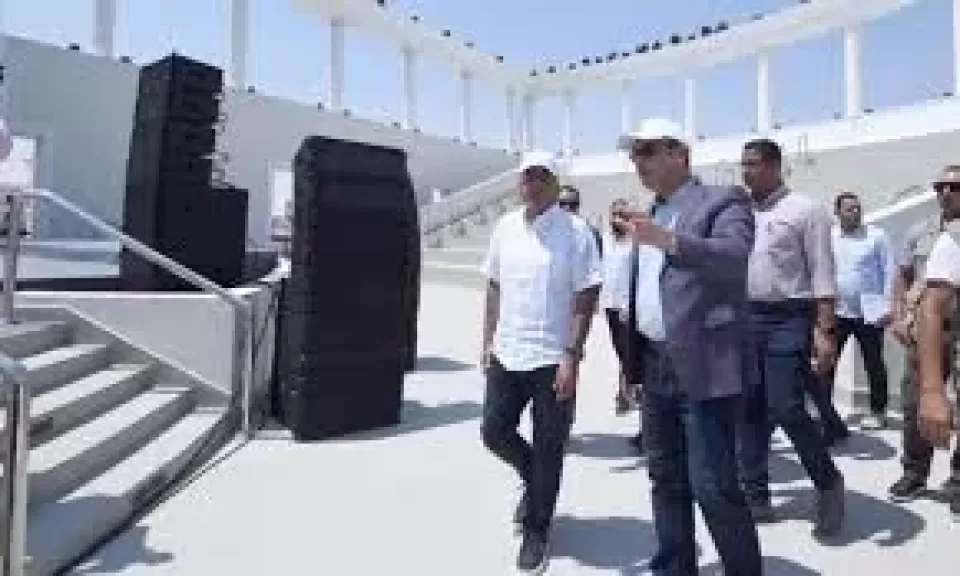 مدبولى يتفقد الوحدات الجاهزة للتسليم 