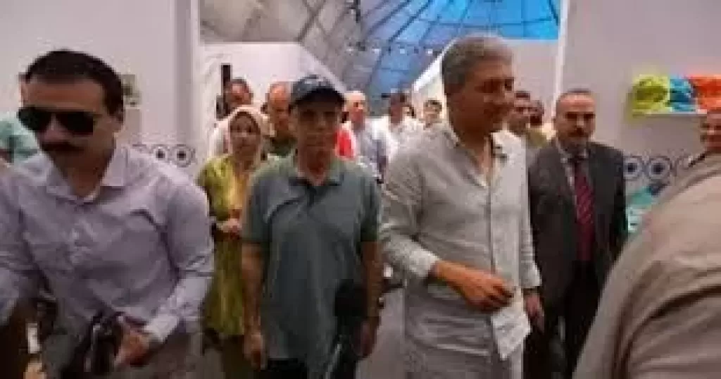 وزير السياحة