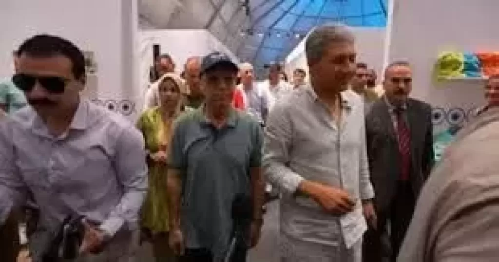 وزير السياحة