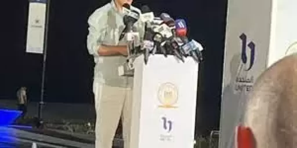 وزير السياحة
