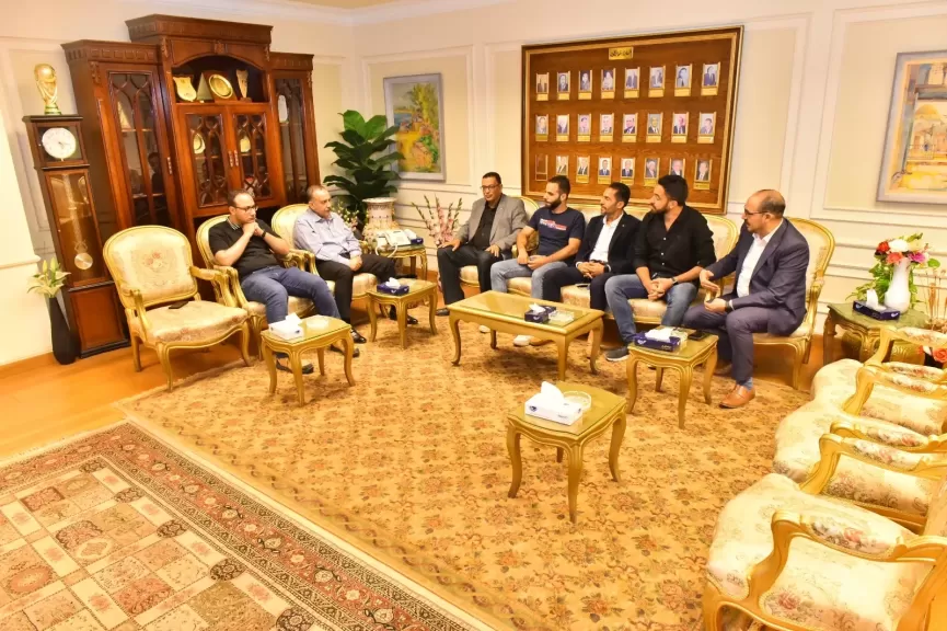 محافظ أسيوط 