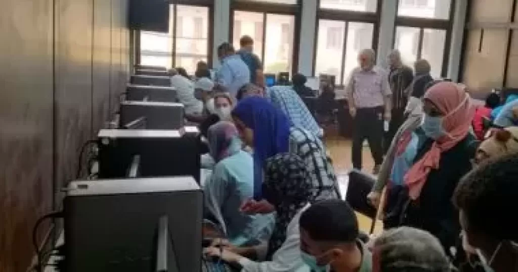 طلاب