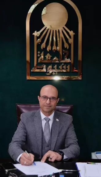 رئيس جامعة أسيوط 