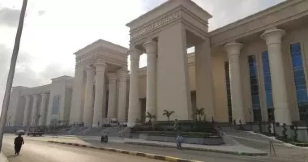 محطة قطارات الصعيد