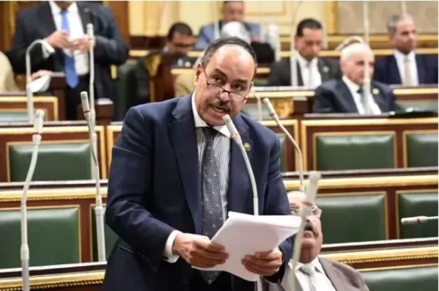  النائب احمد  قوره