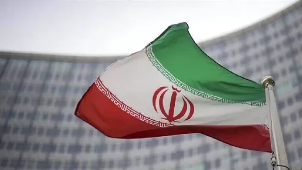 إيران 
