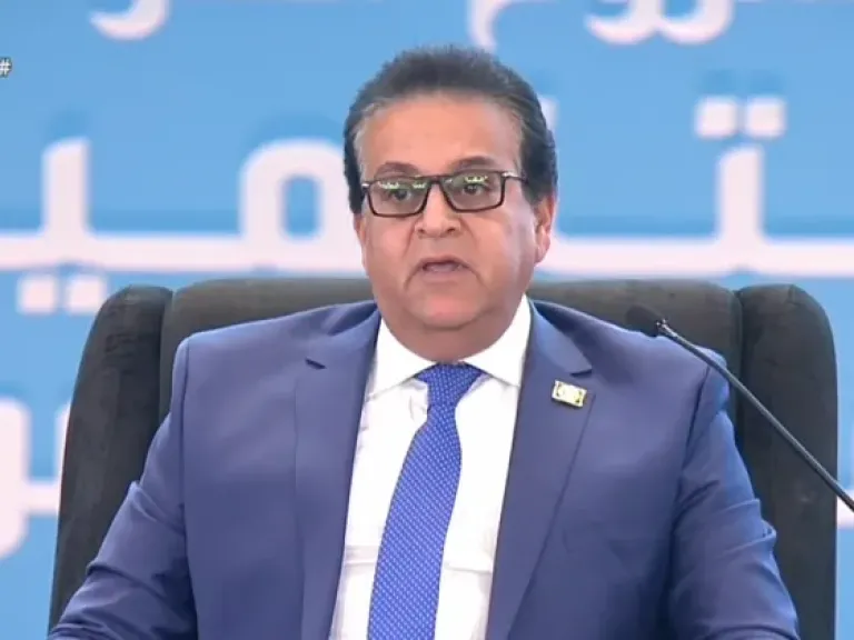  الدكتور خالد عبدالغفار