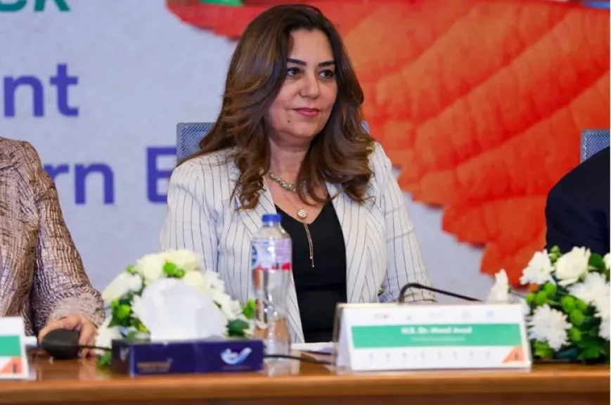الدكتورة منال عوض