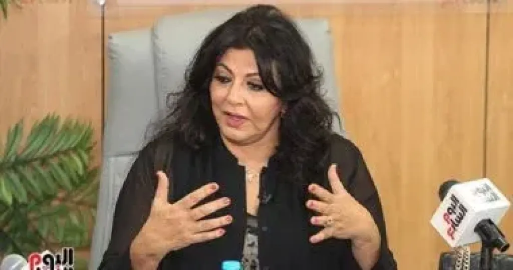 الفنانة هالة صدقي