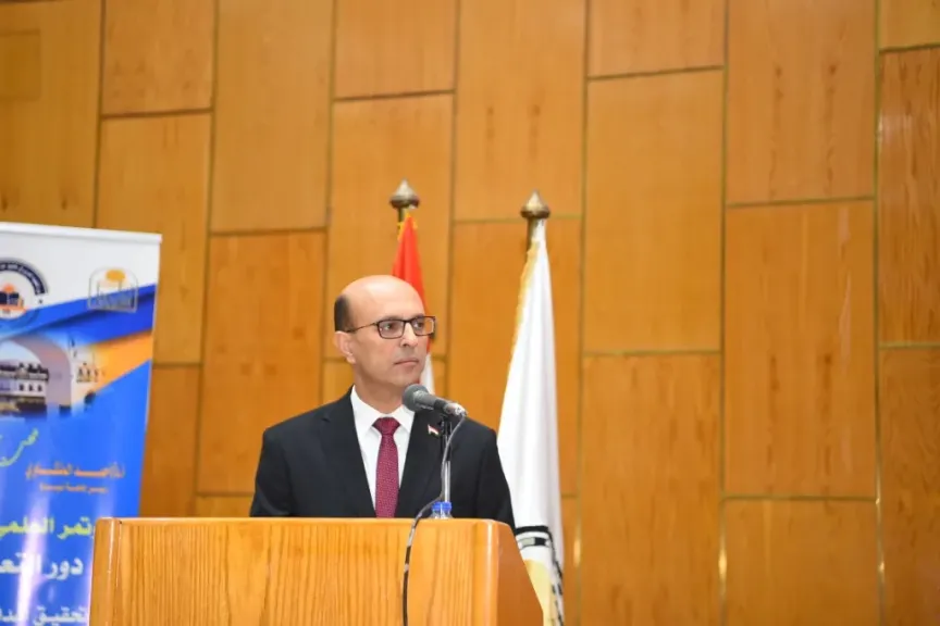 رئيس جامعة 