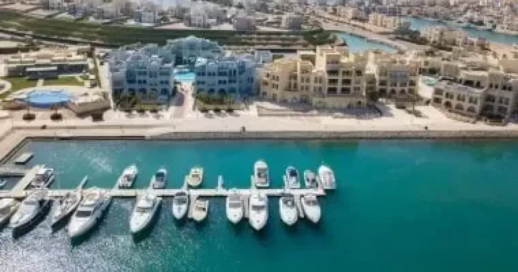 سياحة اليخوت 