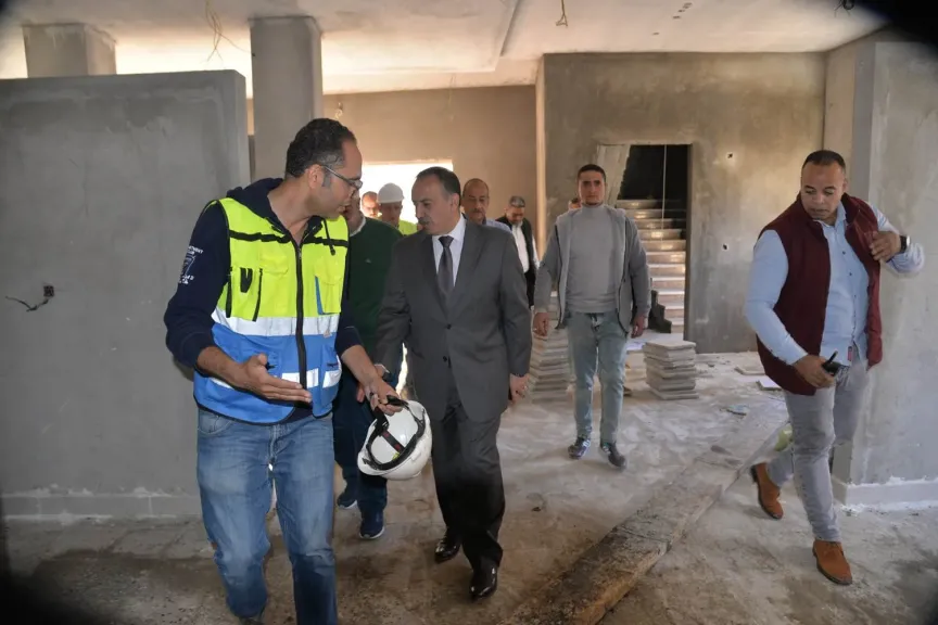 محافظ أسيوط 