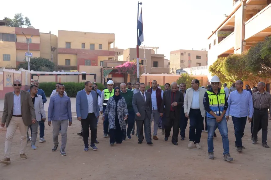 محافظ أسيوط 