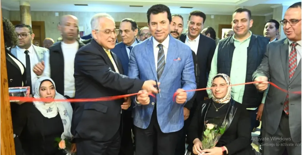 الدكتور أشرف صبحى والدكتور حسام الدين مصطفىيفتتحان ، مقر اللجنة البارالمبية المصرية