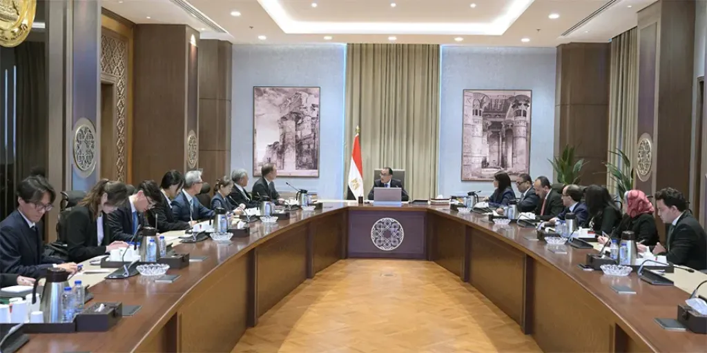 رئيس الوزراء يلتقي رئيس وكالة التعاون الدولي الكورية (كويكا)