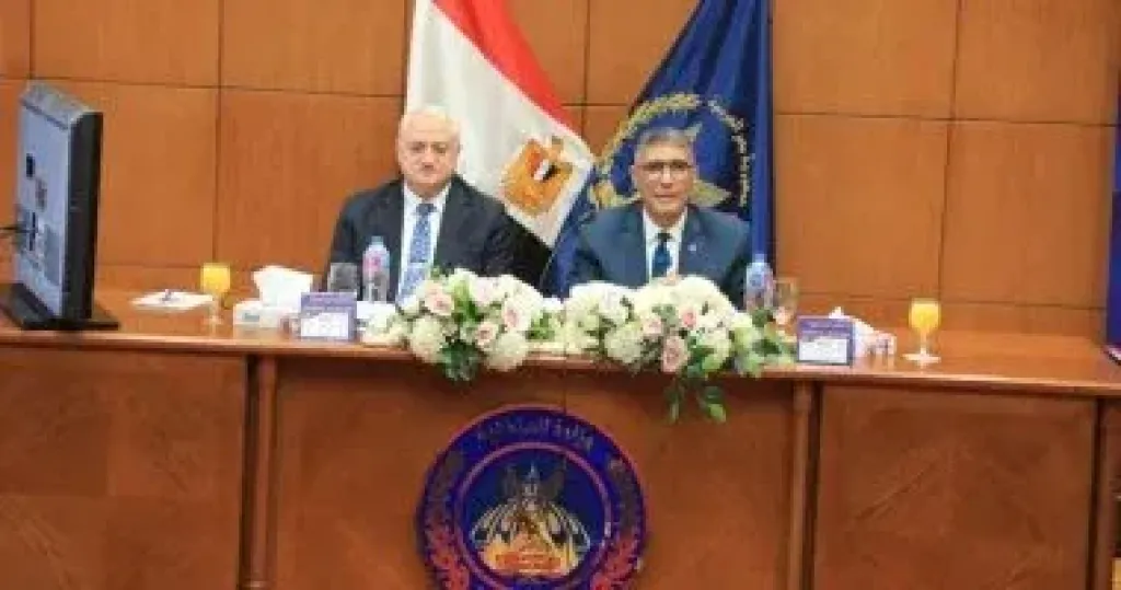اللواء سامح الحميلى مدير أمن الجيزة والمهندس عادل النجار محافظ الجيزة