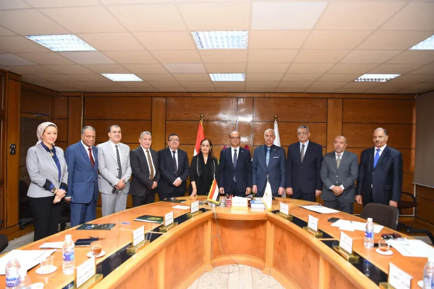 رئيس جامعة 