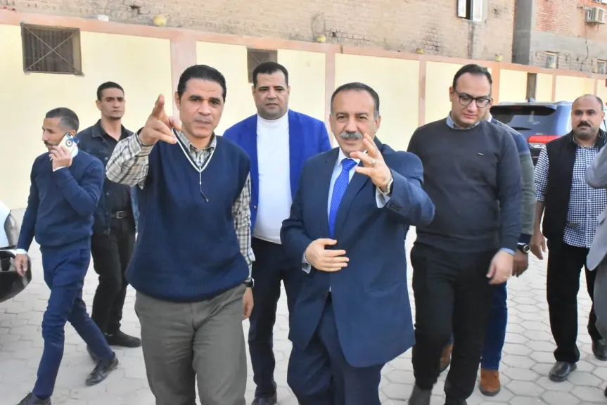 محافظ أسيوط 
