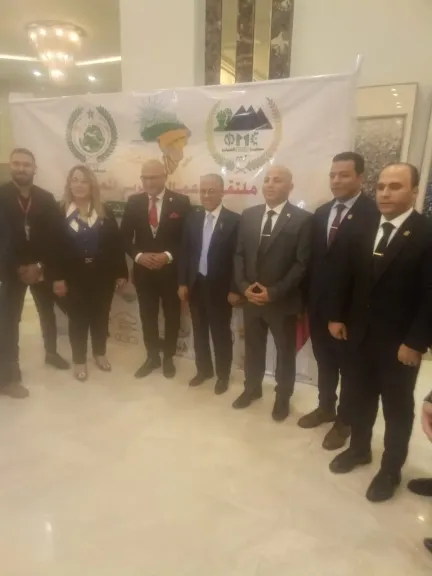   سفير المغرب