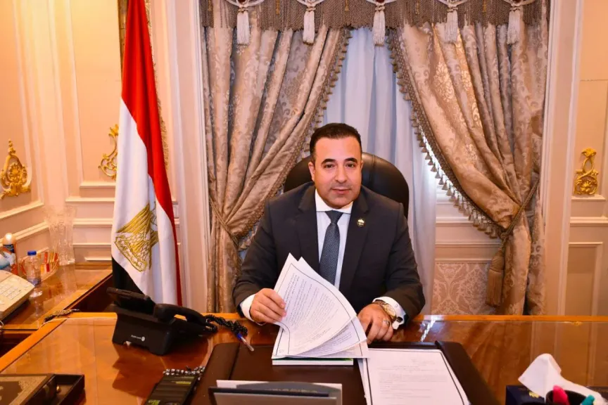  النائب احمد بدوي رئيس لجنة الاتصالات