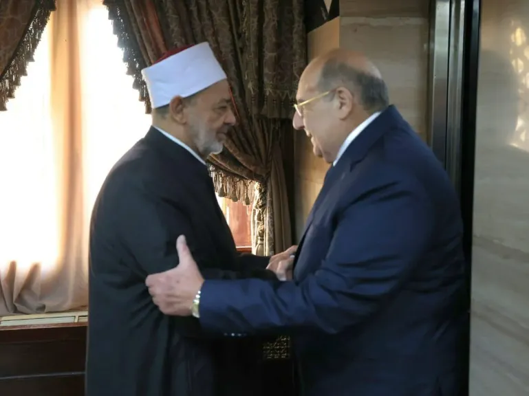 شيخ الأزهر يستقبل المستشار عبد الوهاب عبد الرازق رئيس مجلس الشيوخ