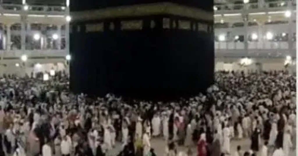 بيت الله الحرام - أرشيفية
