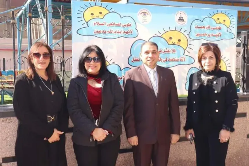 مديره المدرسه انجي